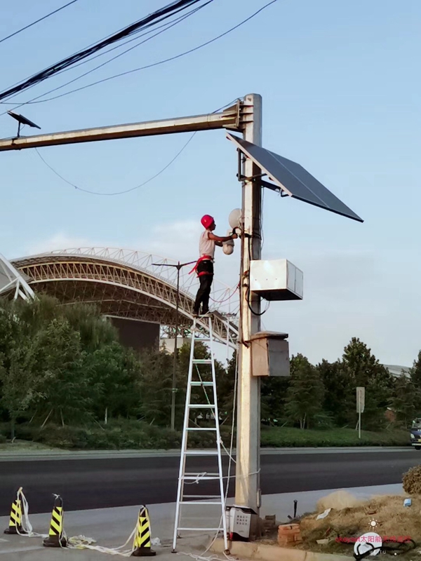 宁夏公路局用okeyset太阳能监控摄像头