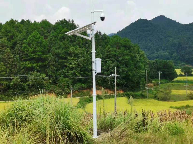 贵州平安农村治安联防用okeyset太阳能监控摄像头