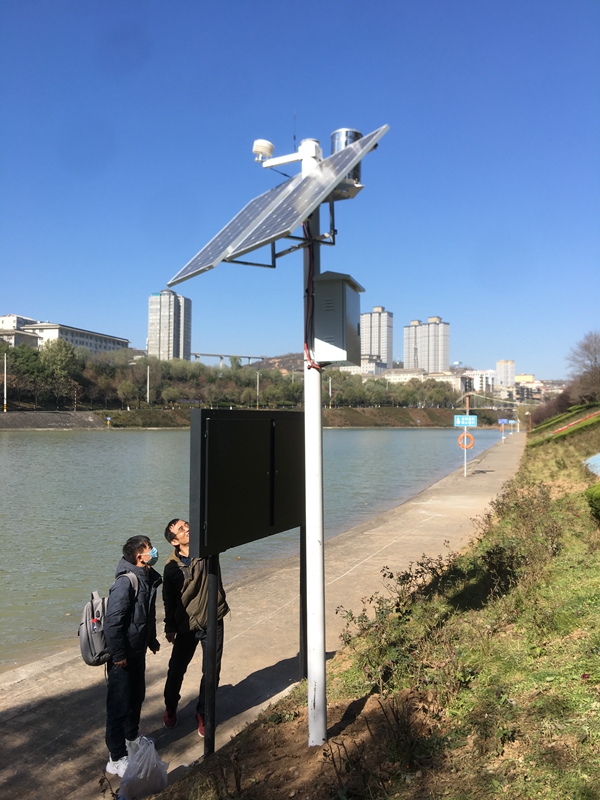 陕西淳化林业局用集创科技太阳能环境监测系统